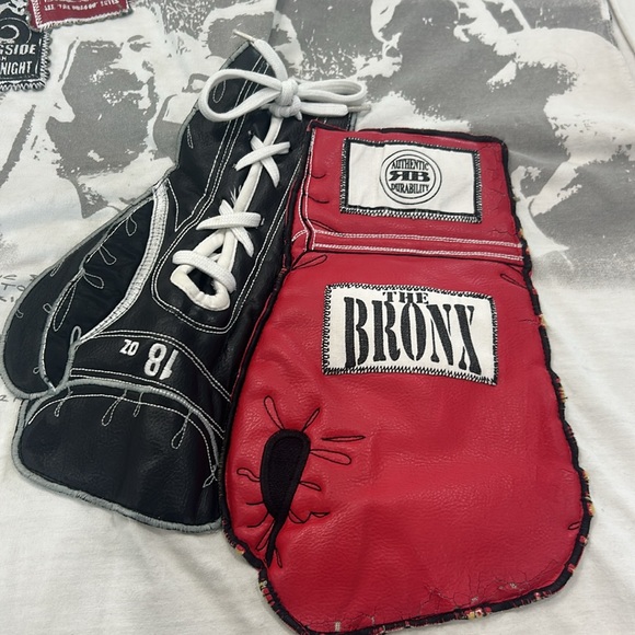 Raw Blue 3D Boxing Gloves Sleeveless Shirt. - Picture 6 of 11